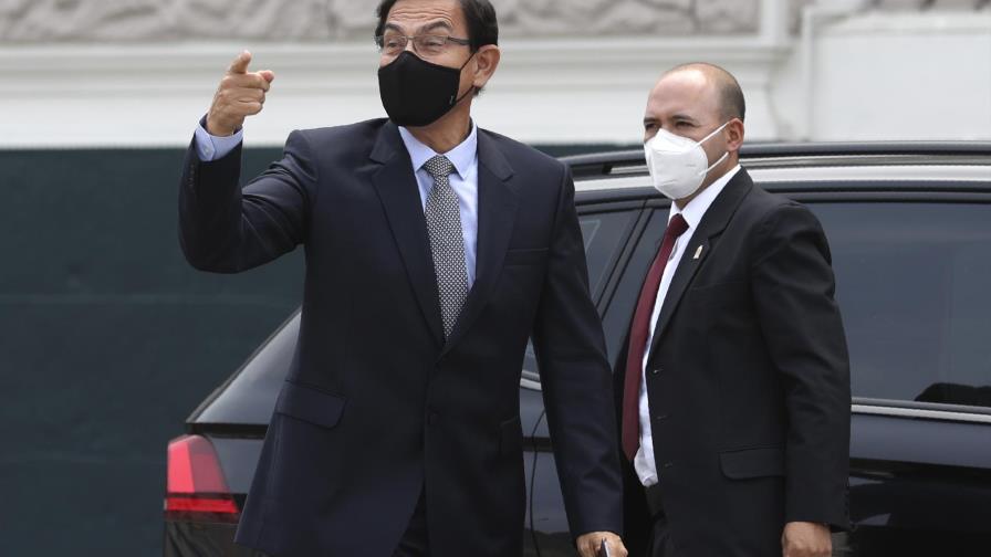 Expresidente de Perú se niega a declarar ante el Parlamento