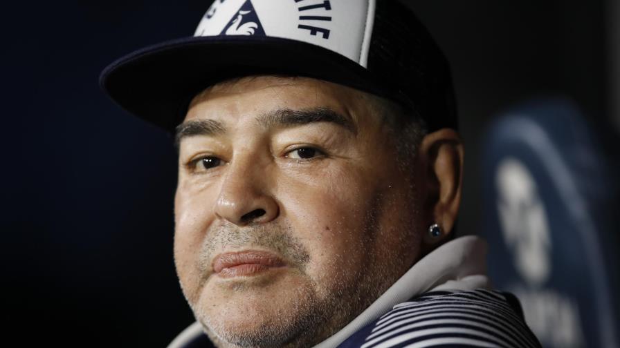 Fallece Diego Maradona de un paro cardiaco Fallece Diego Maradona de un paro cardiaco