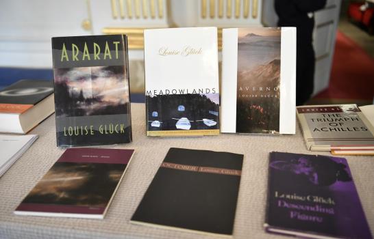 Estadounidense Louise Glück gana el Nobel de Literatura