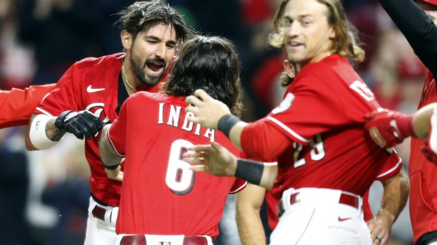 Castellanos pega jonrón en la 9na; Rojos vencen a Nacionales