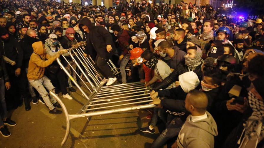 Líbano: Aplazan reuniones sobre gobierno tras más protestas