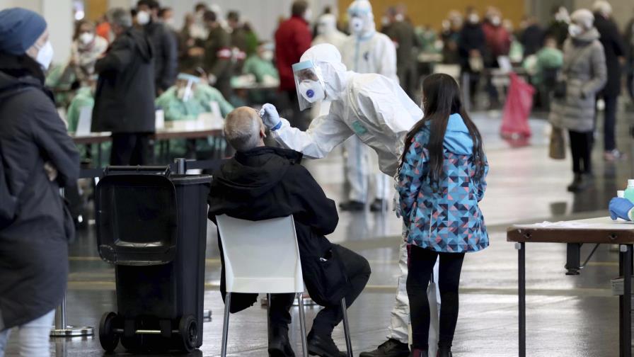 Austria suspende campaña de test de coronavirus por nevadas