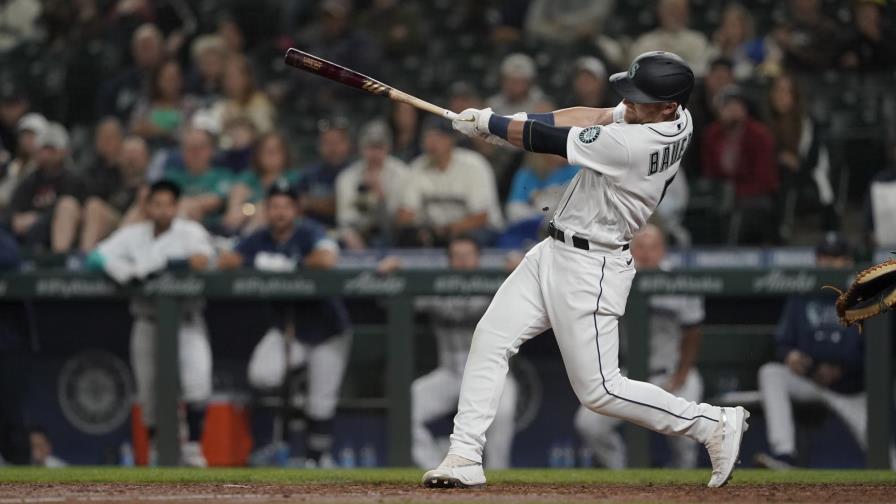 Jonrón de Bauers corona remontada de Marineros ante Mellizos