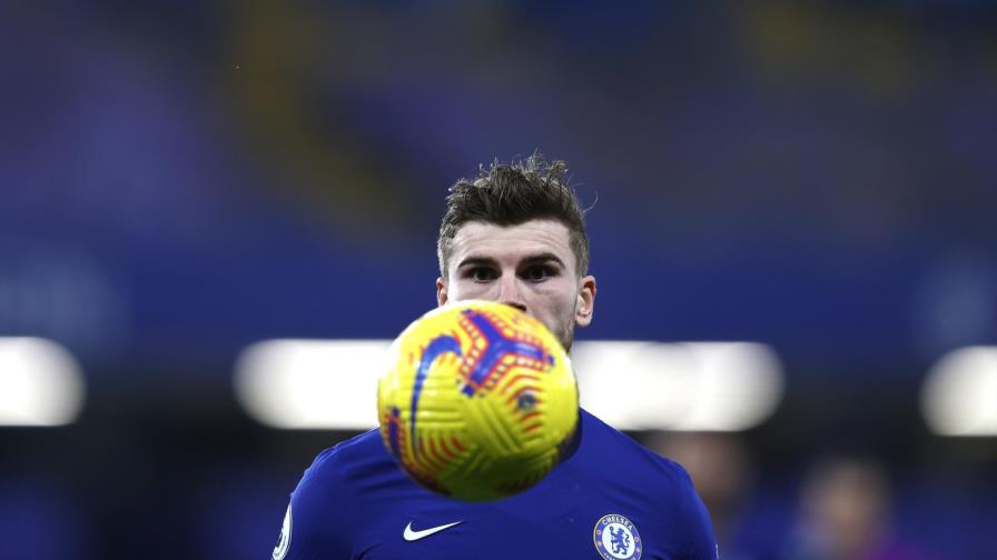 Werner rompe sequía de gol y colabora en triunfo del Chelsea