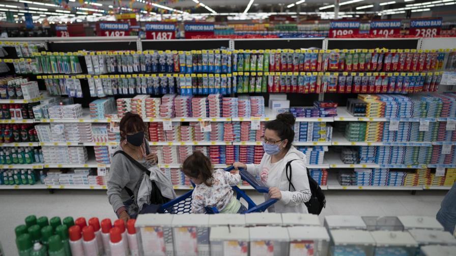 Argentina: más flexibilizaciones por avance de vacunación