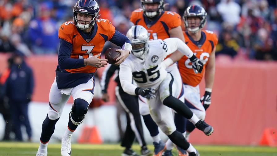 Broncos vencen a Raiders, que se pierden los playoffs