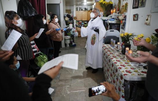 Pastor argentino, héroe de inmigrantes de NY en la pandemia