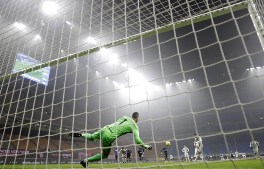 Cristiano anota dos goles; Juve toma ventaja sobre Inter en Copa