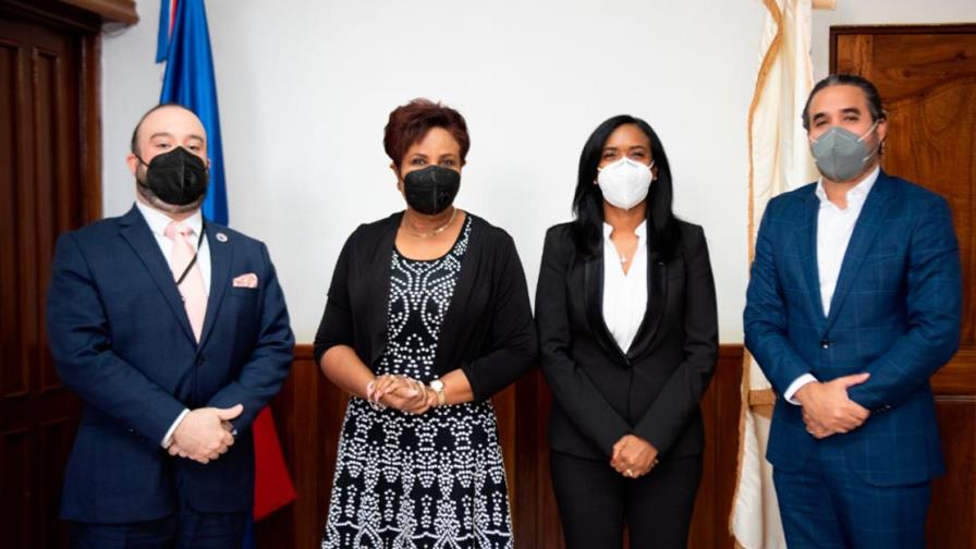 Superintendencia de Seguros reanuda diálogo para modernizar el sector