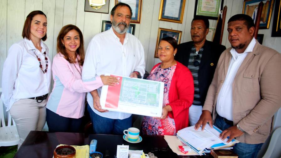 Comunidad de Nuevo Guayacanes tendrá más de 25 mil metros cuadrados de áreas verdes e institucionales Comunidad de Nuevo Guayacanes tendrá más de 25 mil metros cuadrados de áreas verdes e institucionales