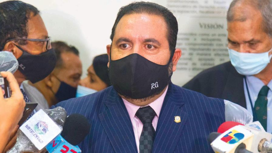 Legisladores no creen que sexo no consentido en pareja sea violación