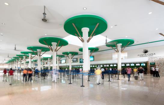 Aeropuerto Internacional de Punta Cana, declarado mejor aeropuerto por tamaño y región