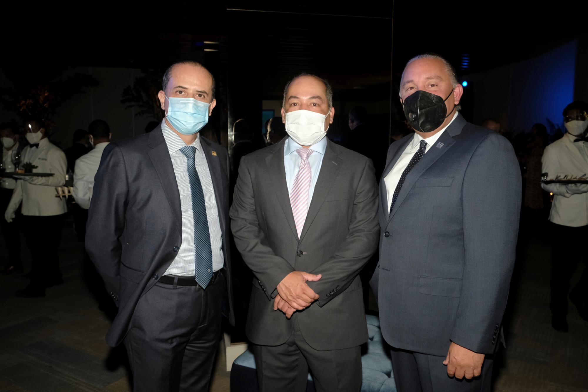 Iván Jiménez, José Alberto Hernández y Pedro Esteban.  