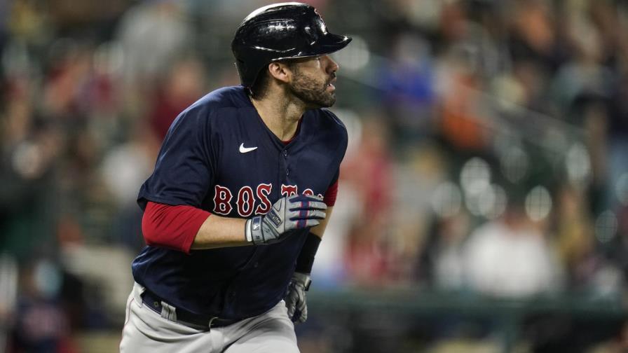 Medias Rojas descartan a J.D. Martínez por lesión