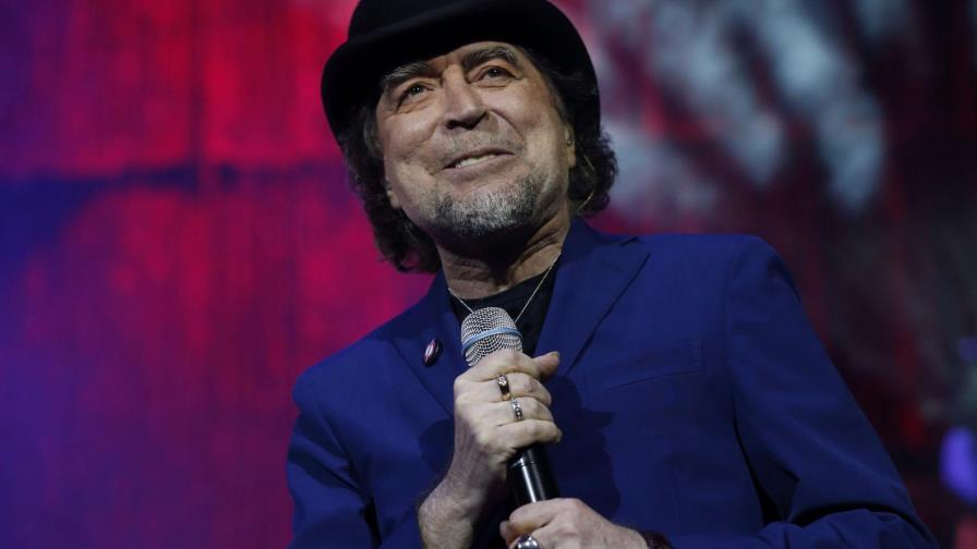 Joaquín Sabina está siendo operado por derrame en la cabeza