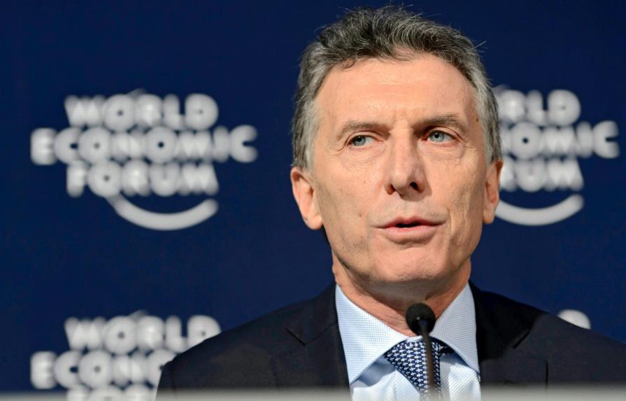 La inflación sigue al alza en Argentina y amenaza la reelección de Macri