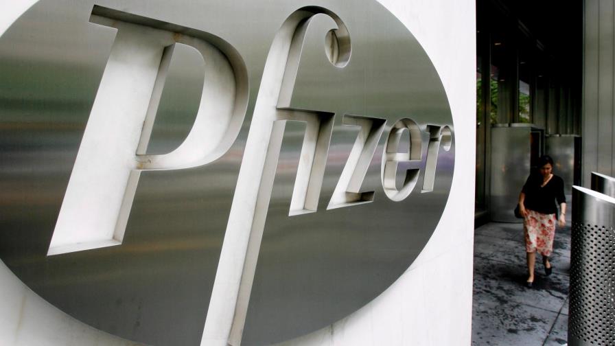Pfizer gana 6.828 millones de dólares en primer semestre, un 24 % menos
