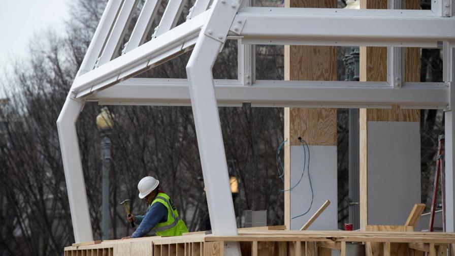 Regiones abandonadas necesitan polos de atracción