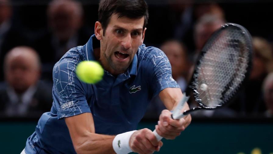 Djokovic y Khachanov en la final del Masters de París