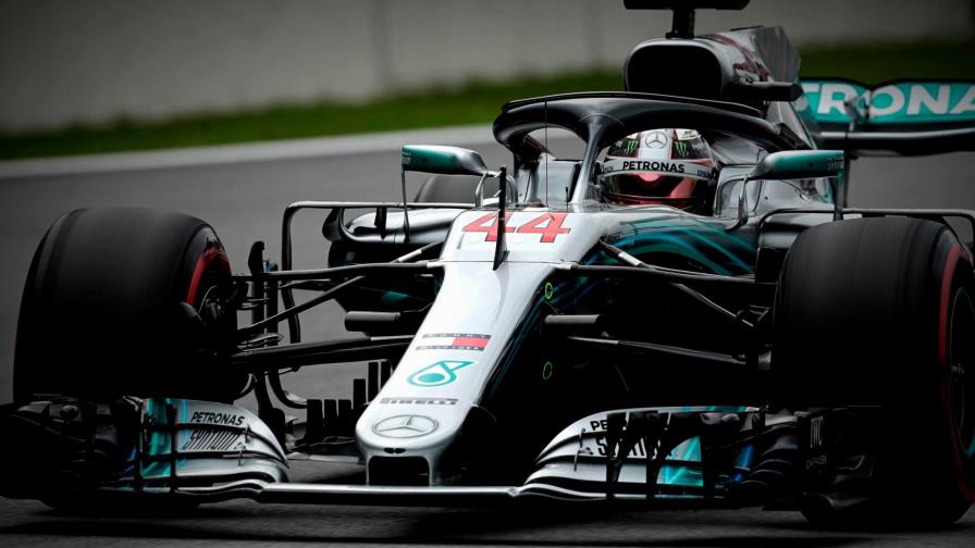 Hamilton supera a Vettel y gana la pole en Brasil Hamilton supera a Vettel y gana la pole en Brasil