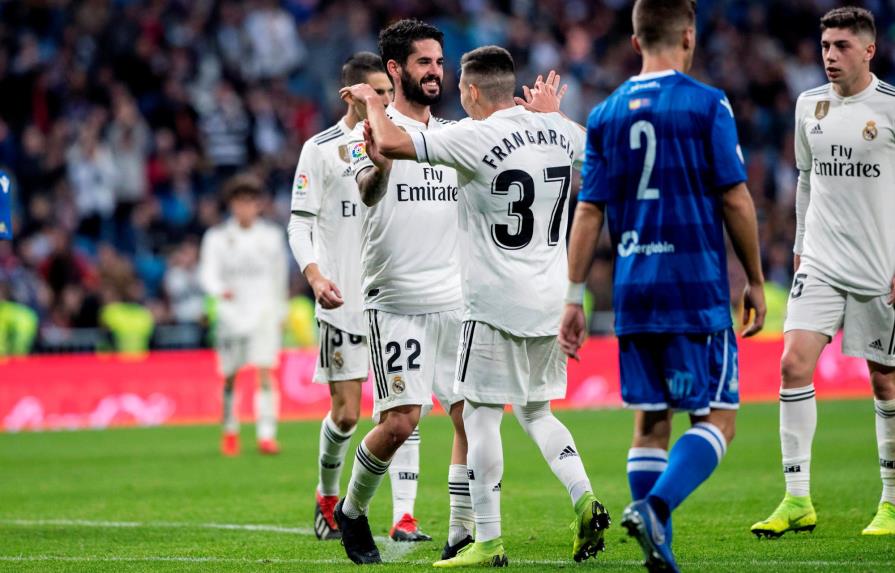 Real Madrid plagado de suplentes golea al Melilla y se mete en octavos de Copa