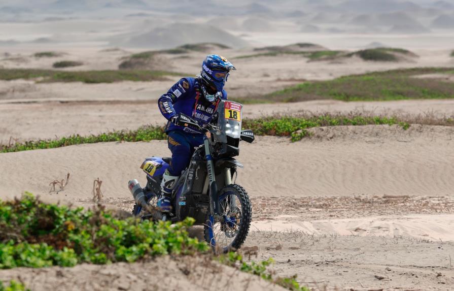 De Soultrait gana tercera etapa de motos del Dakar; chileno Quintanilla lidera la general