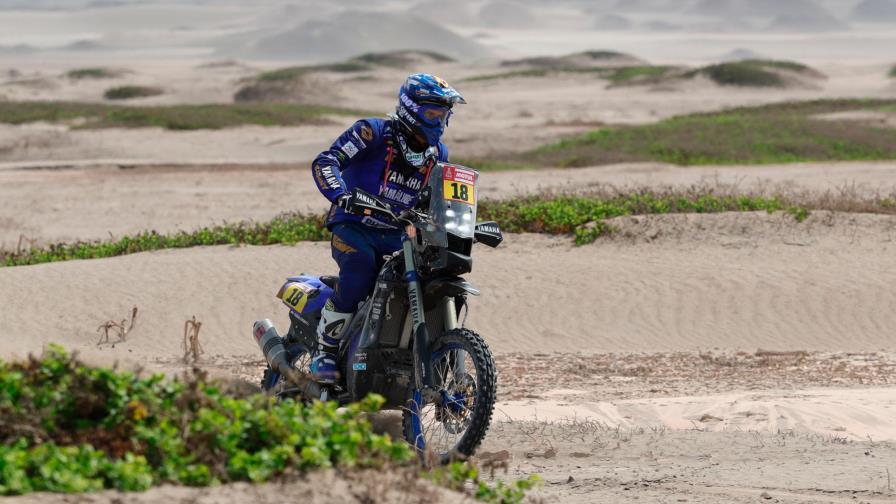 De Soultrait gana tercera etapa de motos del Dakar; chileno Quintanilla lidera la general