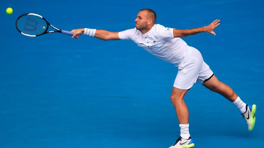 Federer y Nadal se clasifican para tercera ronda del Abierto de tenis de Australia