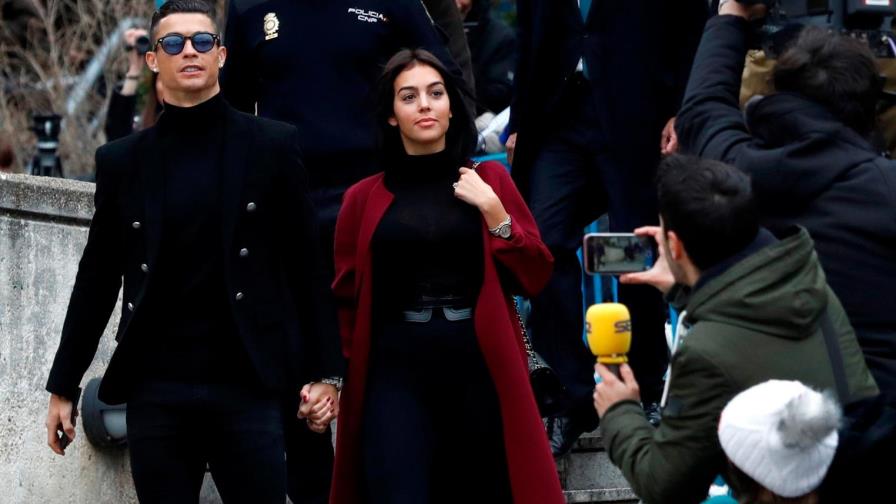 Cristiano podría perder sus condecoraciones en Portugal tras su condena por fraude fiscal