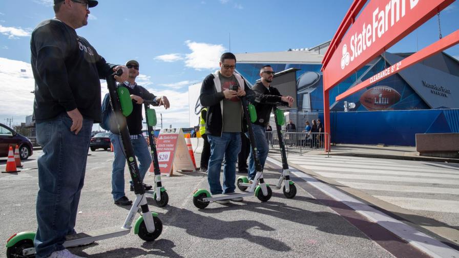 Los Patriots buscan consolidar su dinastía y los Rams iniciarla con revancha