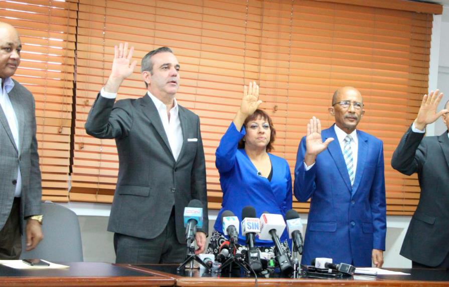 Abinader pide al Gobierno investigar “padrinos” de capos