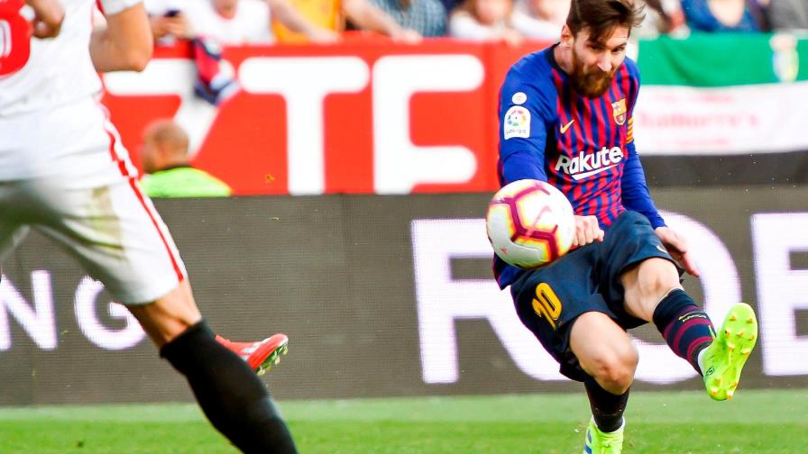El Barça gana en Sevilla con otro recital de Lionel Messi