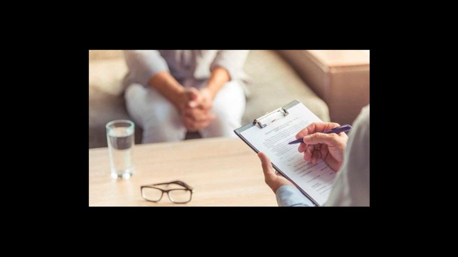 Recomiendan acompañamiento psiquiátrico y psicológico para pacientes con COVID-19