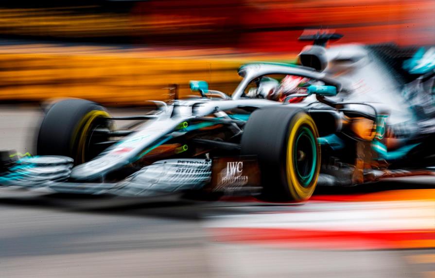 Los Mercedes van sin problemas en Mónaco; Hamilton y Bottas se imponen con autoridad