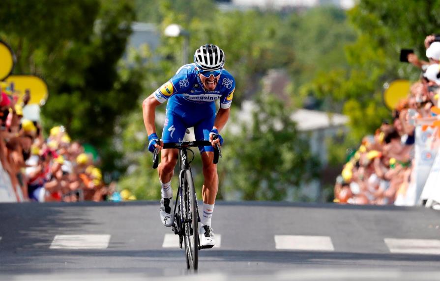 Julian Alaphilippe gana la tercera etapa y es el nuevo líder del Tour