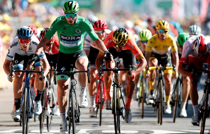 Peter Sagan gana la 5ª etapa del Tour, Alaphilippe mantiene el liderato