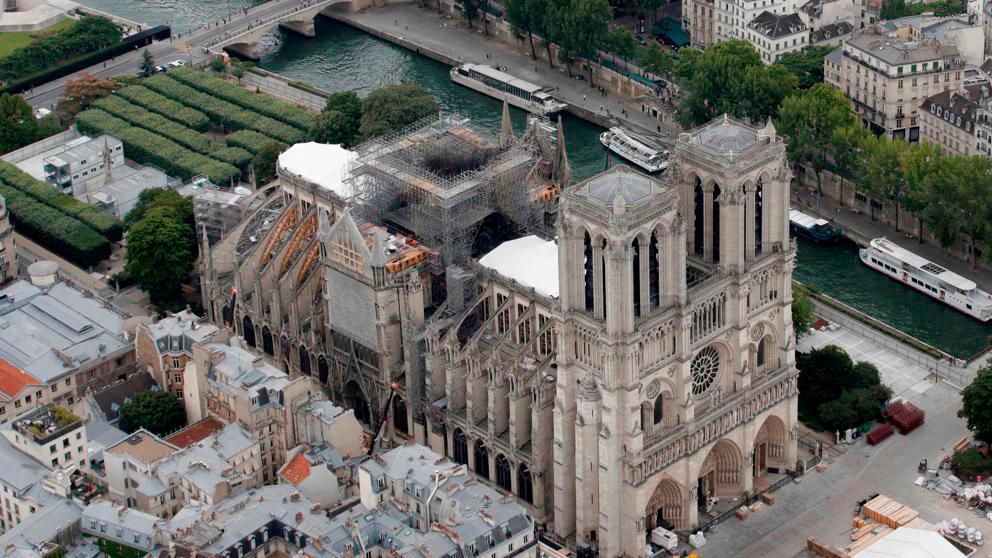 París cierra dos colegios cercanos a Notre Dame por contaminación por plomo
