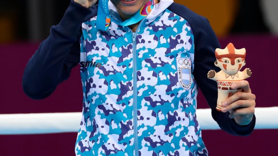 Leonela Rosa Sánchez hace historia en boxeo con su medalla de oro