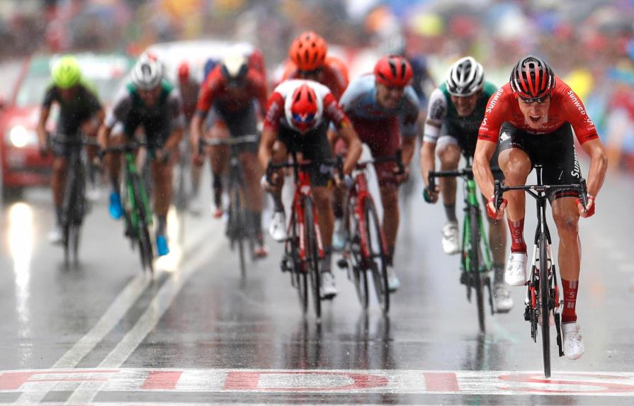 Nikias Arndt gana 8va etapa de la Vuelta, Edet toma camiseta roja