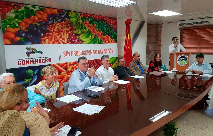 Productores agropecuarios firman acuerdo para impulsar comercio con China
