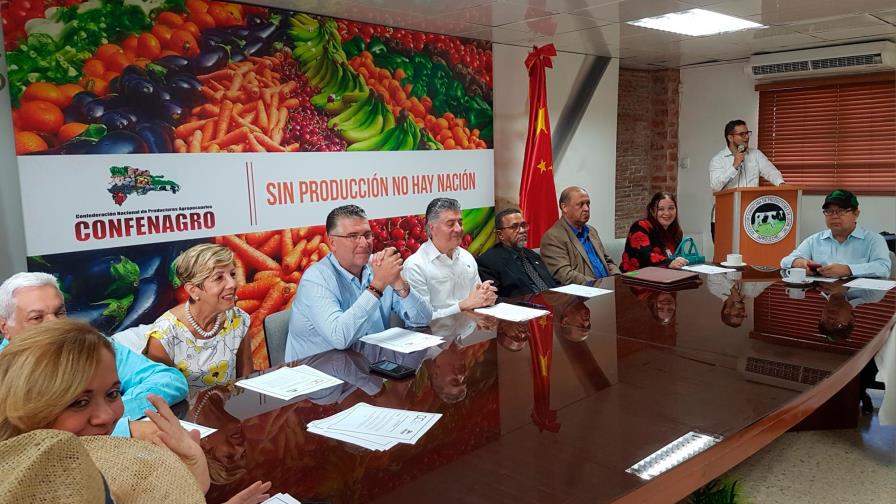 Productores agropecuarios firman acuerdo para impulsar comercio con China