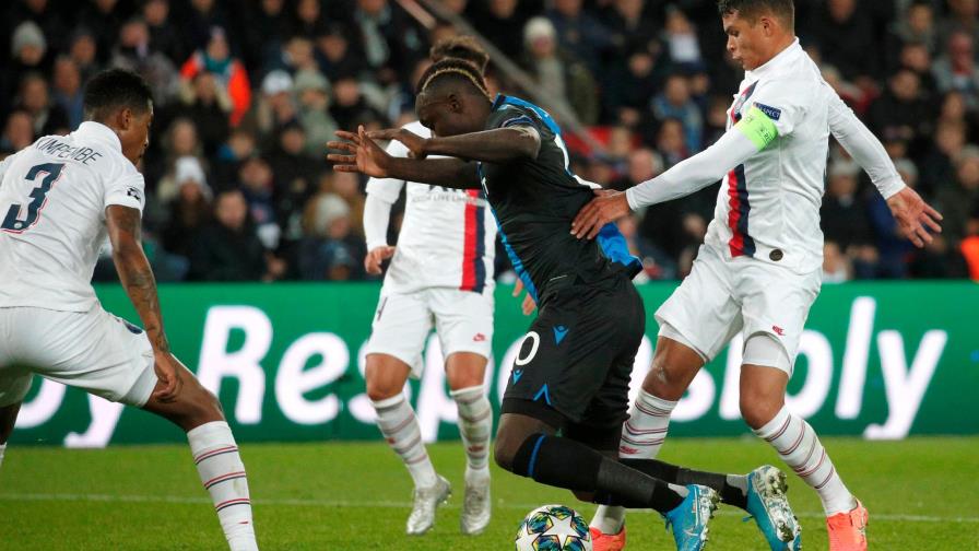 La prensa belga se ensaña con jugador que desperdició un penalti ante el PSG