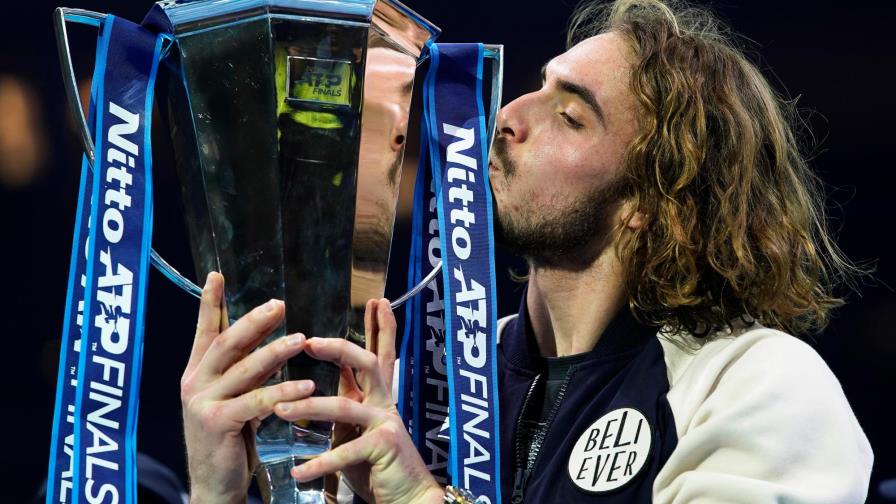 Tsitsipas supera a Thiem en 3 sets y gana Copa Maters Tsitsipas supera a Thiem en 3 sets y gana Copa Maters