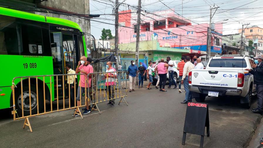 Alcaldía del Distrito, Ministerio de Defensa y Unibe realizan prueba de COVID-19 en barrios