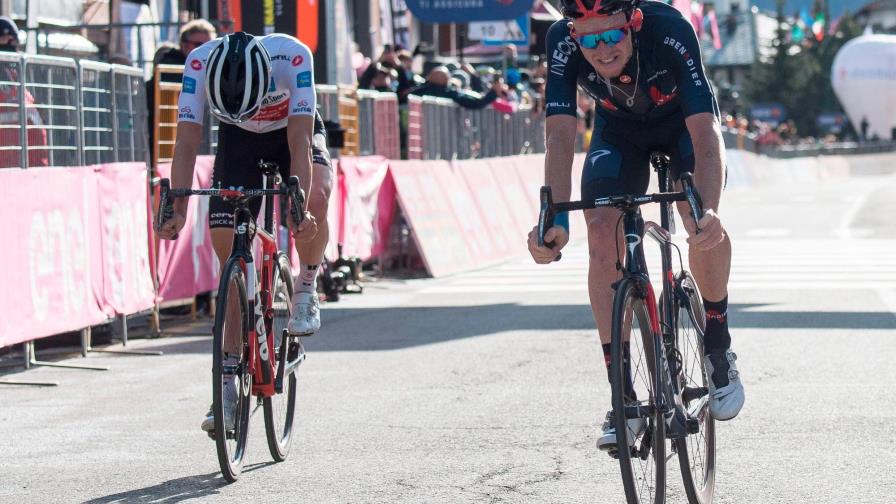 Los dos primeros separados por 86 centésimas a un día del final del Giro