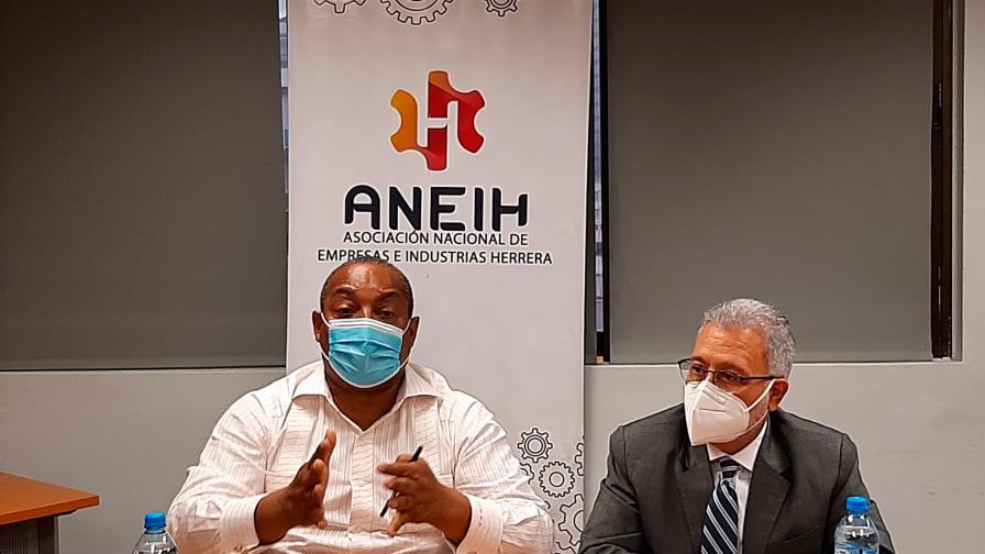 Industriales de Herrera y comunitarios reiteran rechazo al Mercado la Pulga