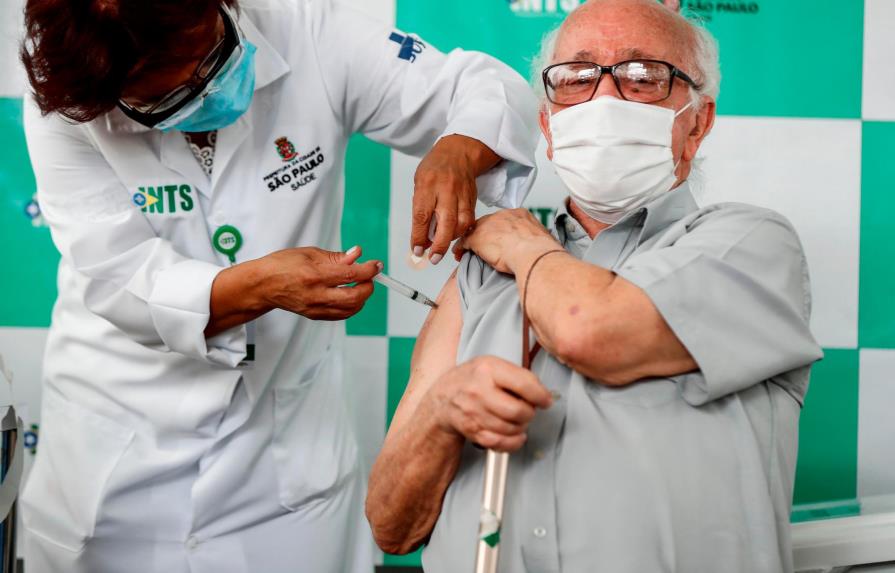 PNUD cree que Latinoamérica tendrá problemas para vacunar a su población mayor de 60 en este año