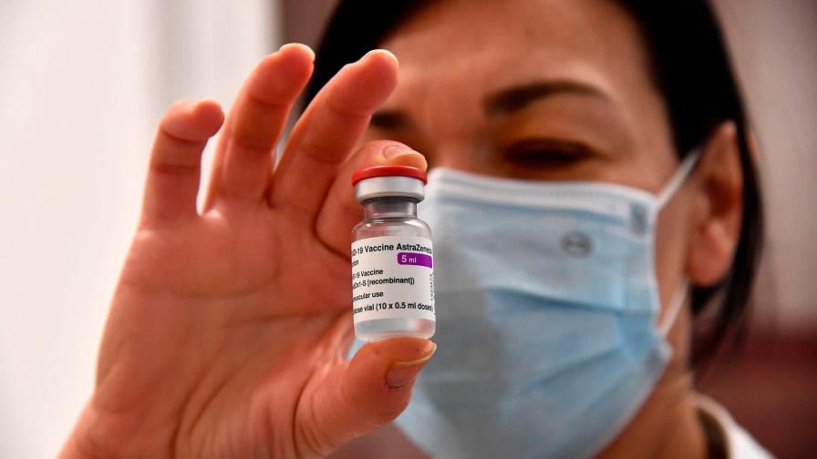 La vacuna contra el covid ayuda a AstraZeneca a multiplicar sus beneficios