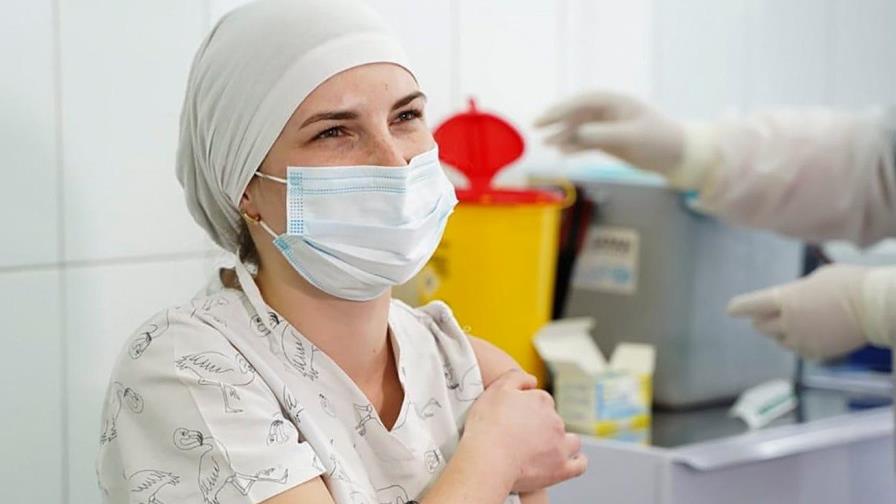 Primera dosis de vacuna de Astrazeca redujo hasta un 94% los ingresos hospitalarios Primera dosis de vacuna de Astrazeca redujo hasta un 94% los ingresos hospitalarios