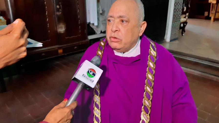 Fray Máximo Rodríguez pide apoyo para que el Gobierno saque al país del desorden en que lo encontró Fray Máximo Rodríguez pide apoyo para que el Gobierno saque al país del desorden en que lo encontró